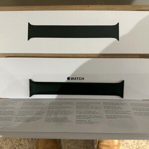 Apple Watch Solo Loop Cyprus Green Size 9 41mm Case
